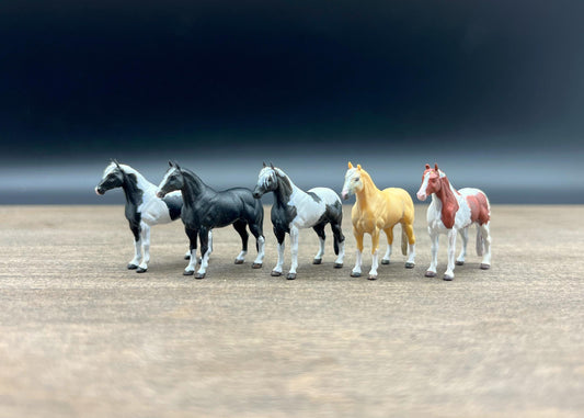 1:64 Scale Horses. Hand-painted. Miniature Realistic Animal Figures