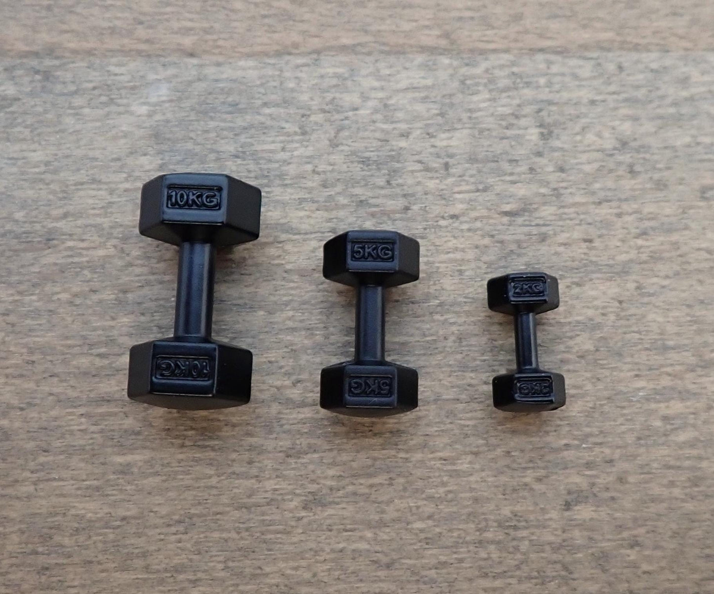 Miniature Dumbbells / Gym Weights. 1:12 Scale Dolls Accessory