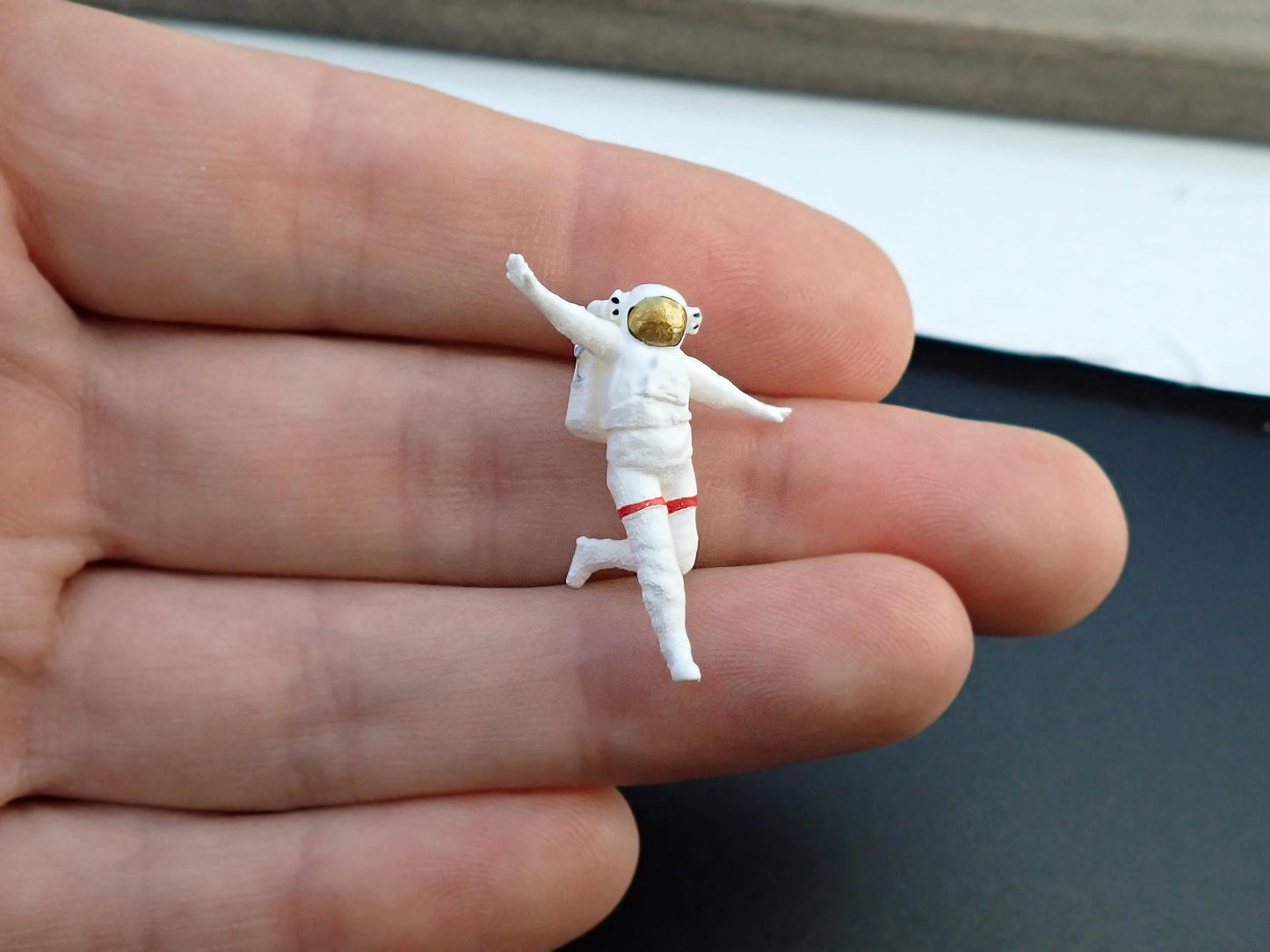 Miniature Astronauts.  1:64 Scale, 1 inch Tall. Hand-Painted and Lifelike