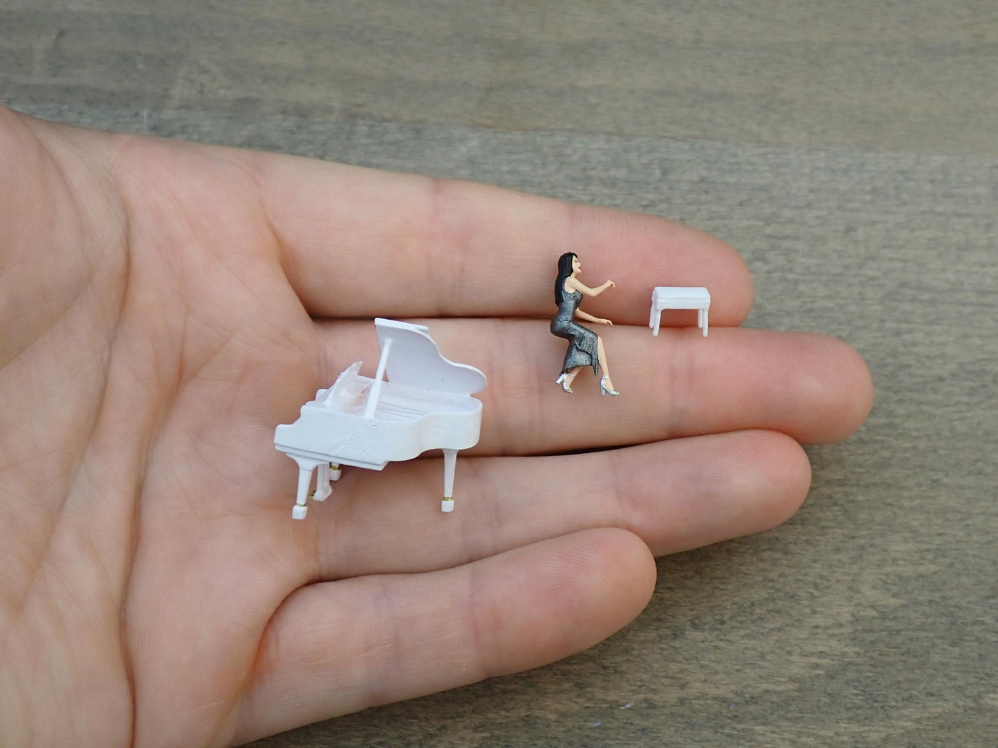 Miniature Pianist, Piano and Stool. 1:64 Scale Hand-Painted Musician