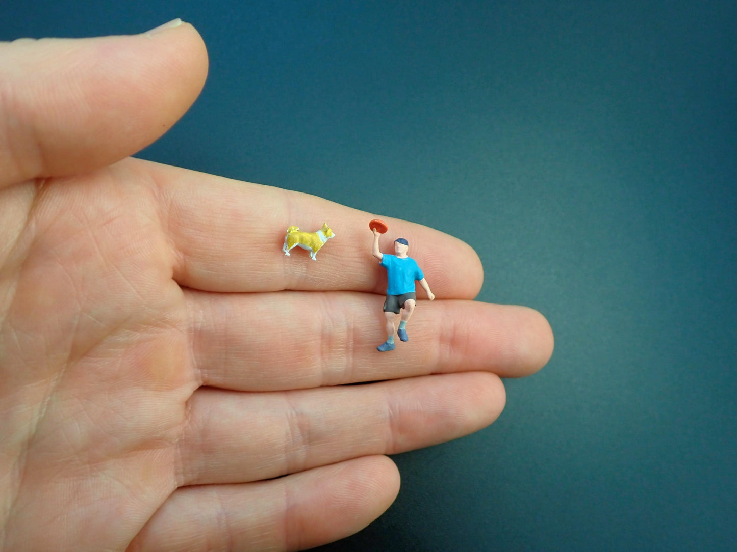 Miniature Pets and Pet Owners. 1:64 Scale. Hand-Painted Realistic Figures