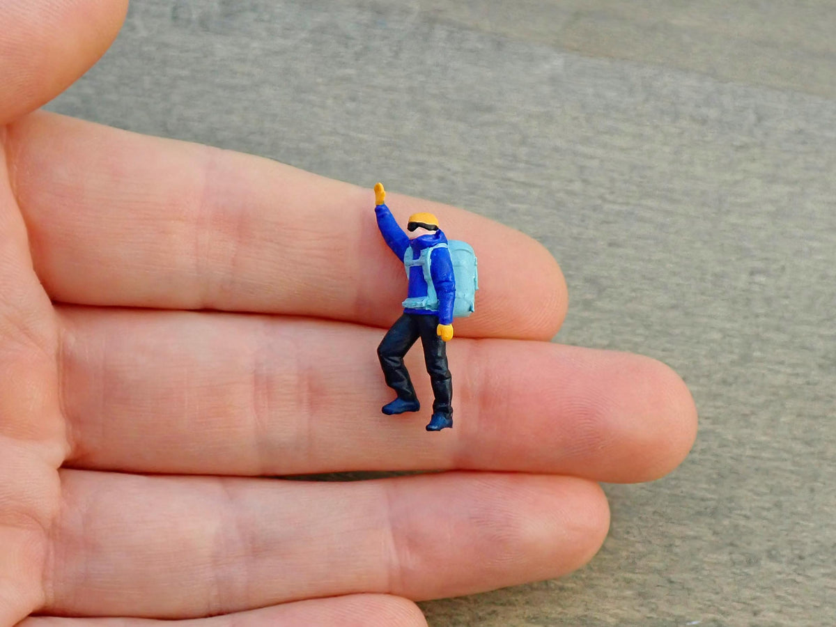 Miniature Climbers Hikers 1:64 Scale Outdoor Figures Detail