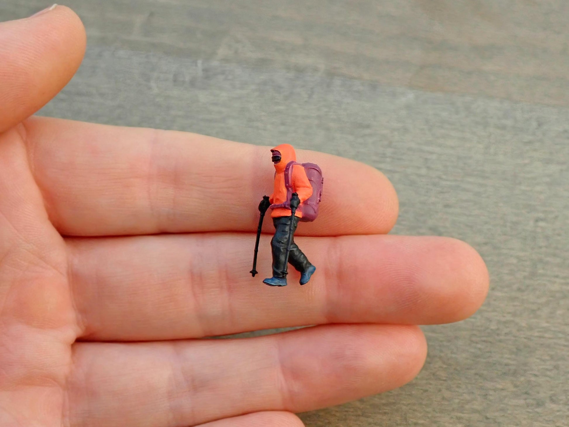 Miniature Abseiler Climber Hiker 1:64 Scale Side View