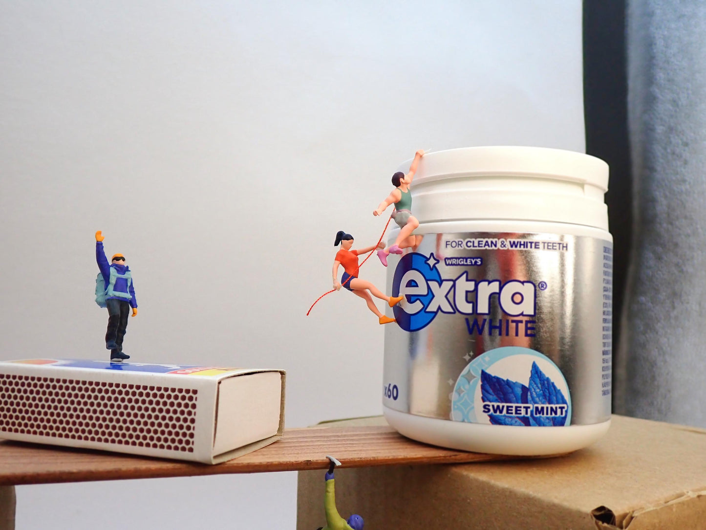 Miniature Climbers, Hikers, Abseiler. Outdoors Adventurers. 1:64 Scale