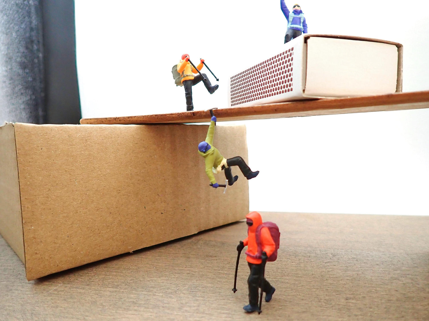 Miniature Climbers, Hikers, Abseiler. Outdoors Adventurers. 1:64 Scale