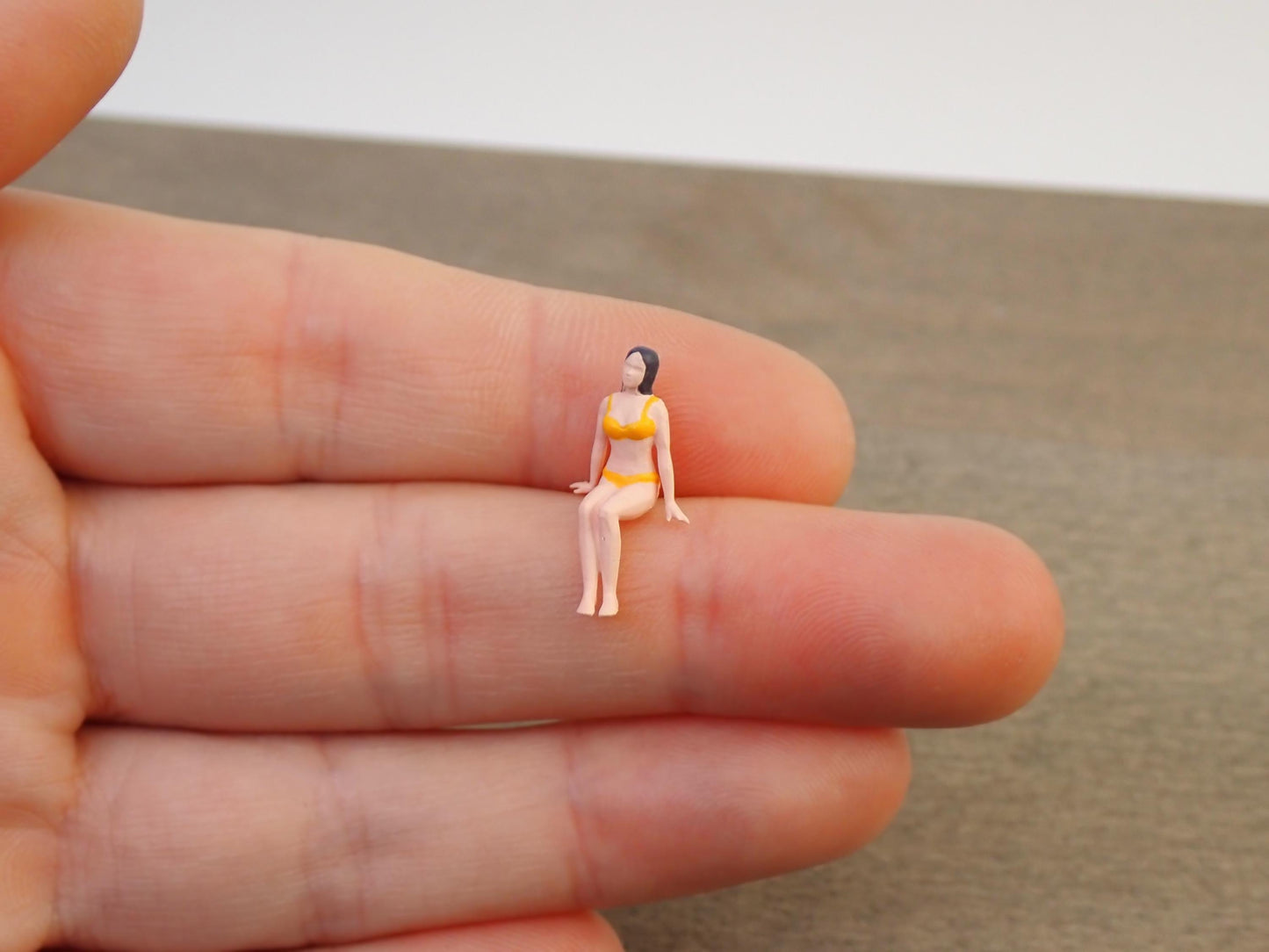 Miniature Sunbathers / Beach People. 1:64 Scale