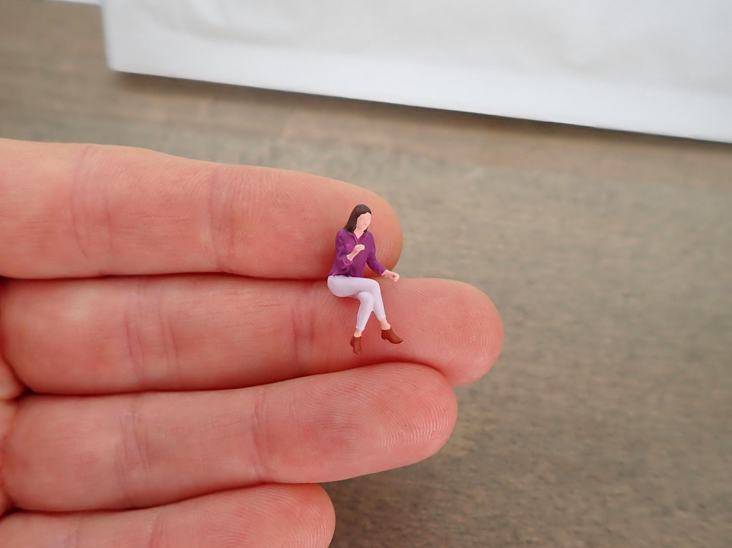 Miniature People Sat Down Figures 1:64 Scale Scale Comparison