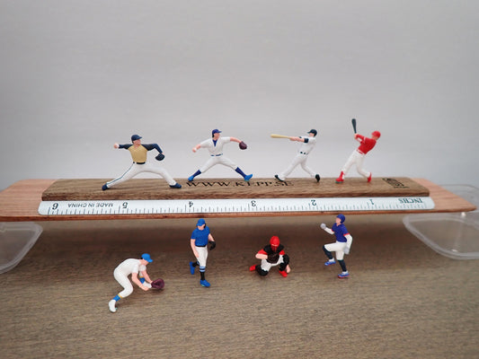 Miniature Baseball Player Figures 1:64 Scale 8 Hand-Painted Players Pitcher Batter Catcher
