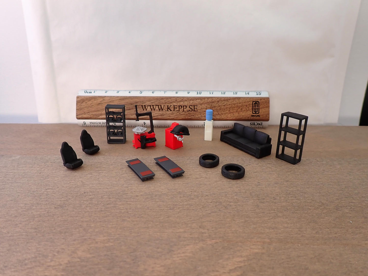 12 Piece Car Garage Mechanic Shop Set - 1:64 Scale - Miniature Auto Repair Accessories for Diorama, Model Railroad