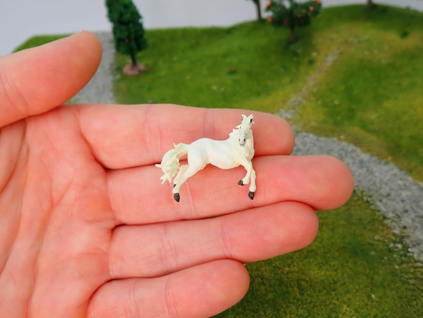 Miniature Hand-Painted Horses Farm Animals 1:64 Scale Group