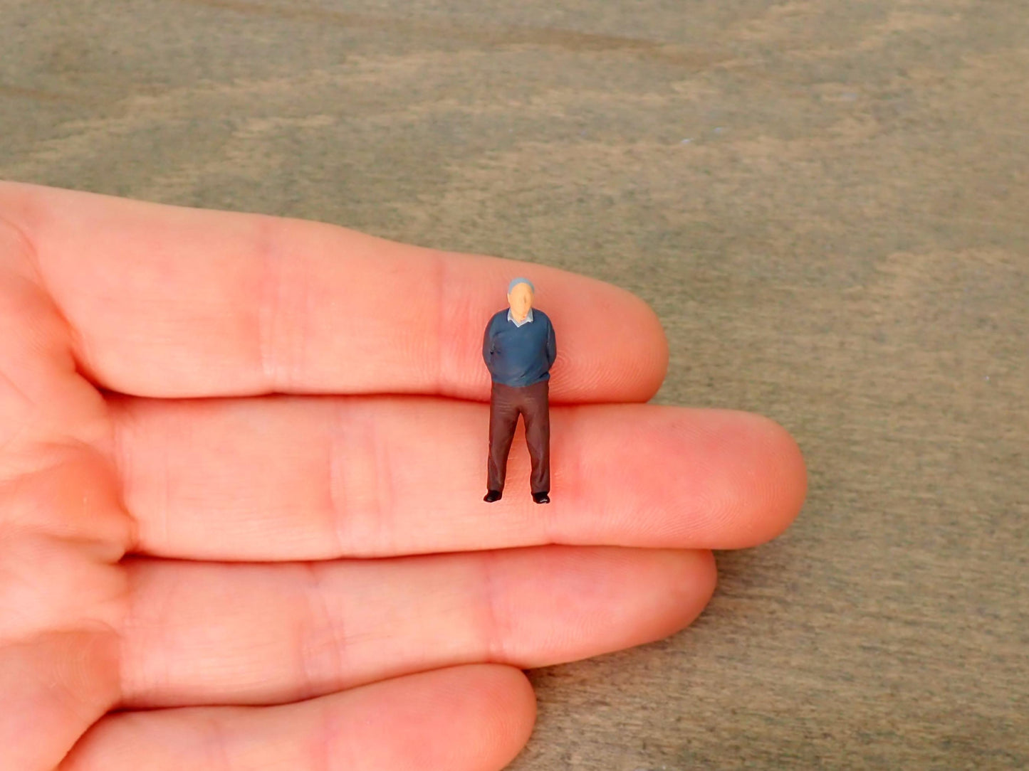 Miniature Sleeping Cat 1:64 Scale Handpainted with Old Couple Figures