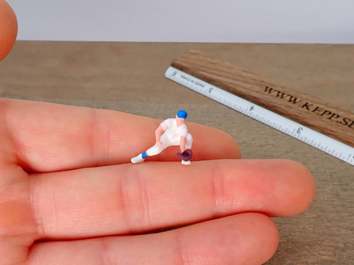 Miniature Baseball Players 1:64 Scale 8 Figure Set Group