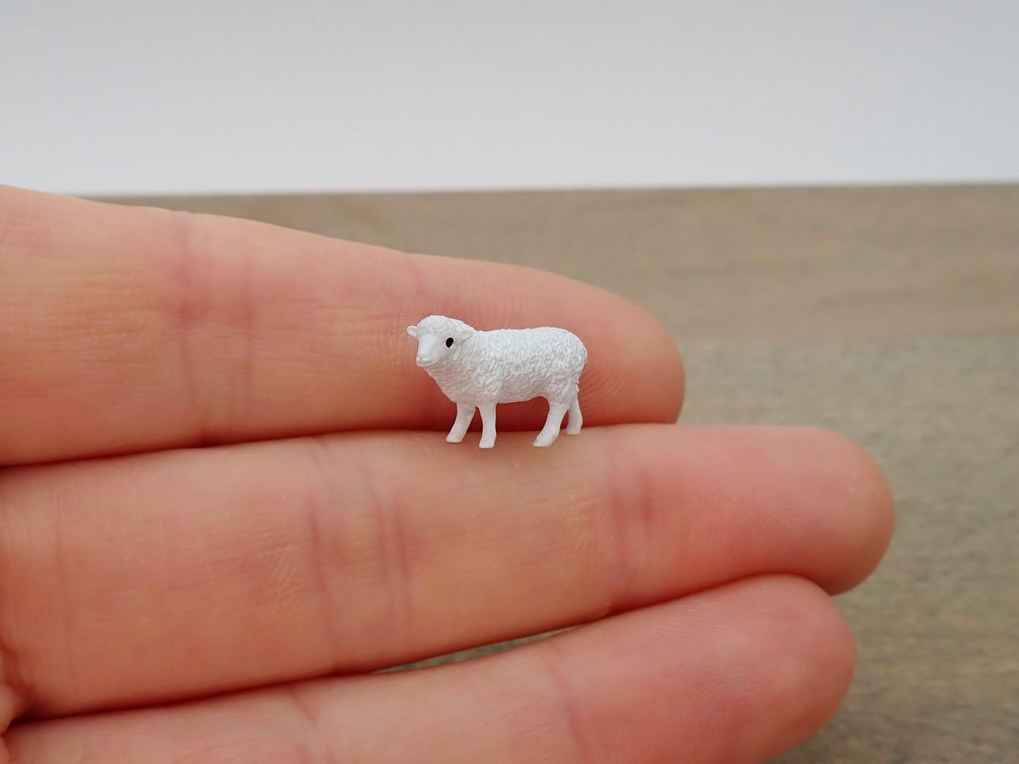 Miniature Sheep Lambs Group 1:64 Scale Hand-Painted Animals