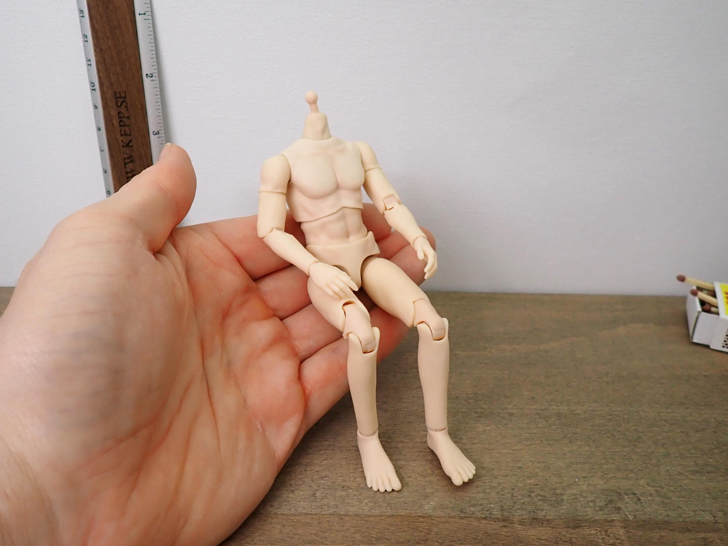Miniature 1:12 Scale Female Articulated BJD Doll Body Detail View