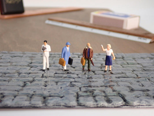 1:87 Scale Miniature Passenger Figures, Set of 4. Train Station Platform People. Model Railroad Scenery. HO, Hand Painted